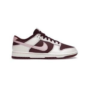 Size 13 - Nike Dunk Low Premium Valentine's Day 2023